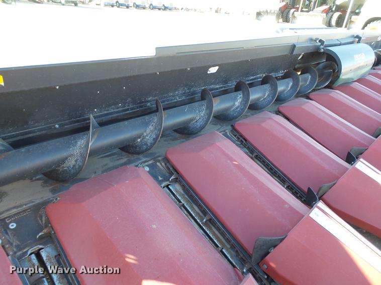 image for item BJ9814 2014 Drago N12 corn head