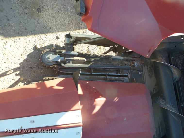 image for item BJ9814 2014 Drago N12 corn head