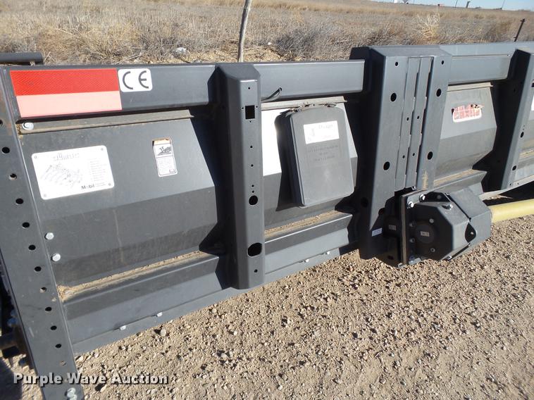 image for item BJ9814 2014 Drago N12 corn head