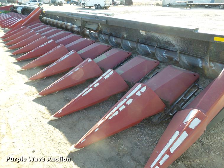 image for item BJ9815 2010 Drago N12 corn head