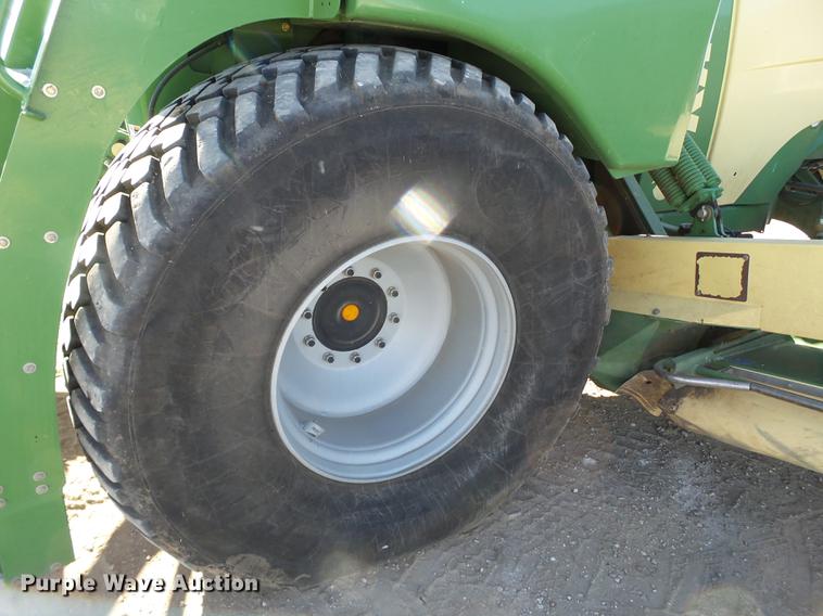 image for item BJ9816 2015 Krone Big M 420 self-propelled windrower