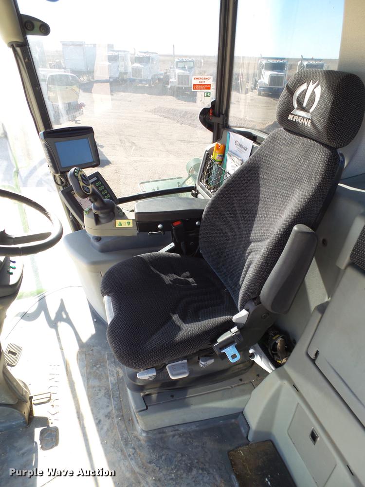 image for item BJ9816 2015 Krone Big M 420 self-propelled windrower