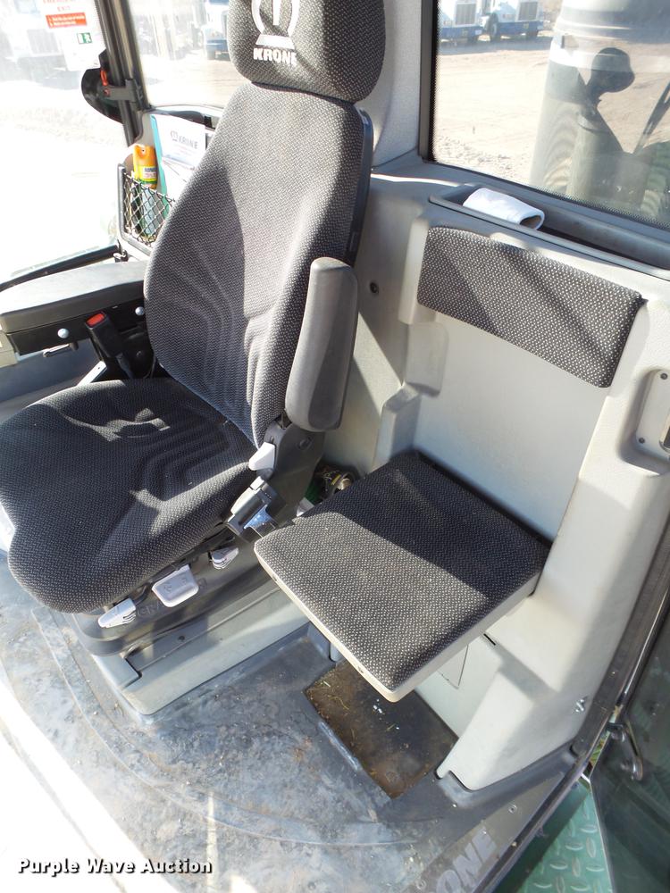 image for item BJ9816 2015 Krone Big M 420 self-propelled windrower