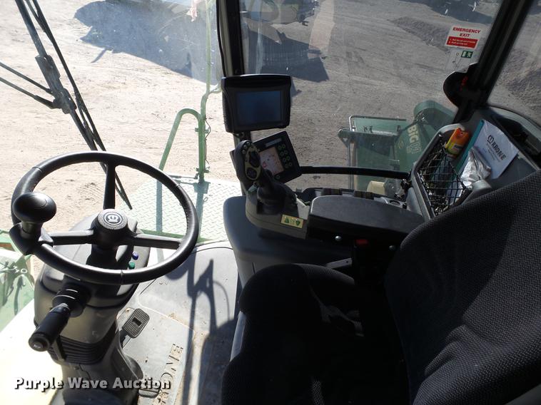 image for item BJ9816 2015 Krone Big M 420 self-propelled windrower