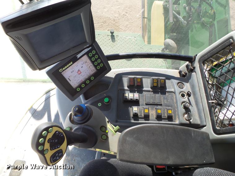 image for item BJ9816 2015 Krone Big M 420 self-propelled windrower