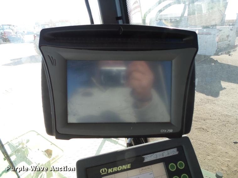 image for item BJ9816 2015 Krone Big M 420 self-propelled windrower