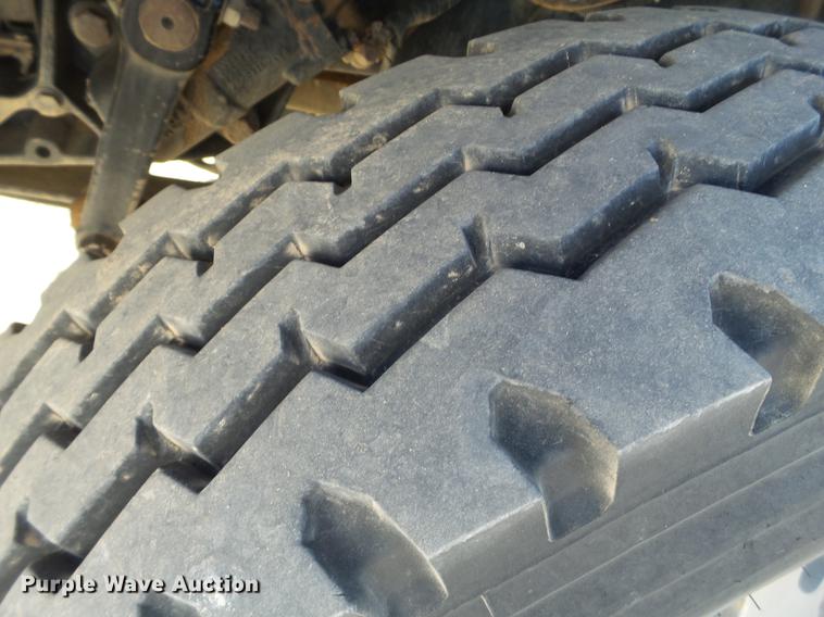 image for item BJ9820 1997 Peterbilt 379 semi truck