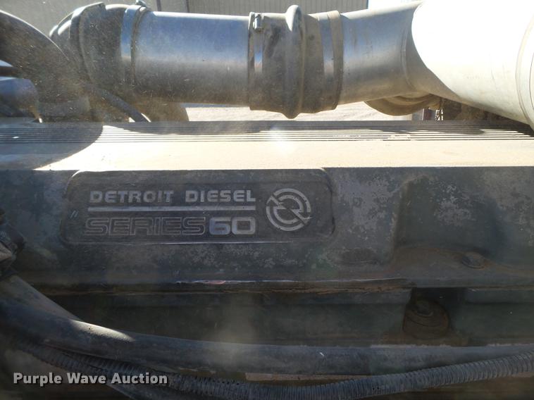 image for item BJ9820 1997 Peterbilt 379 semi truck