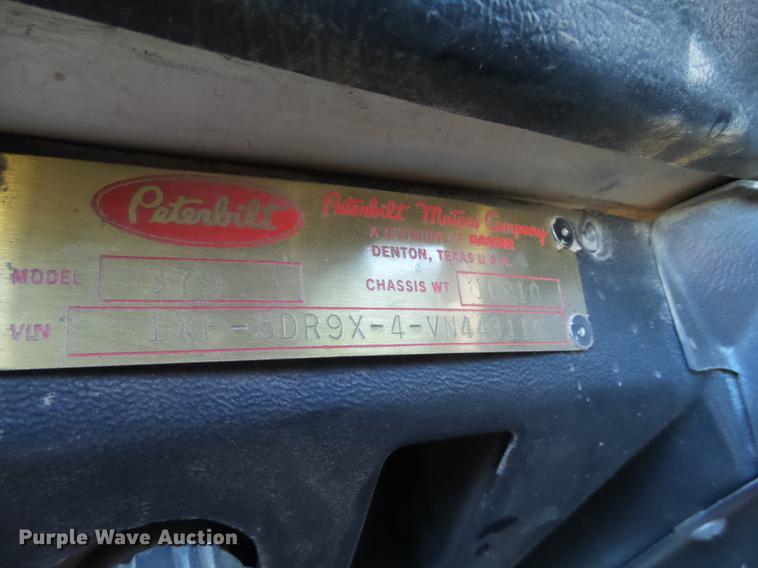 image for item BJ9820 1997 Peterbilt 379 semi truck