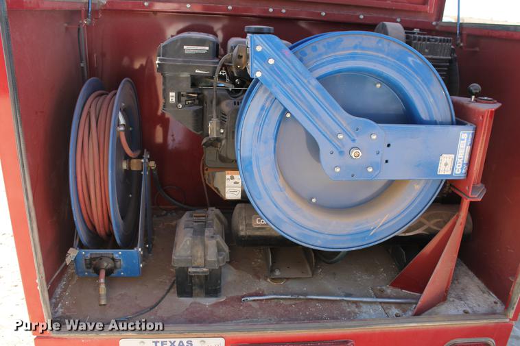 image for item BJ9827 2013 Thunder Creek service trailer