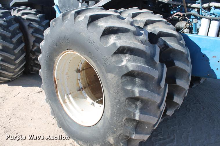 image for item BJ9829 1990 Ford 976 Versatile Designation 6 4WD tractor