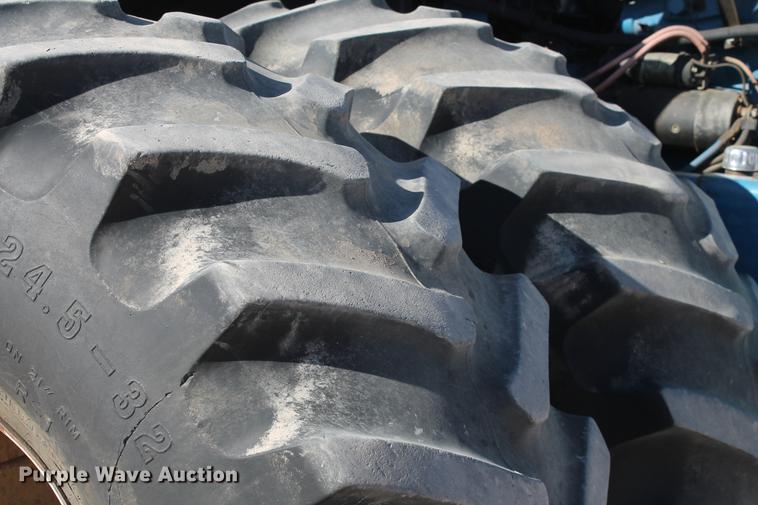 image for item BJ9829 1990 Ford 976 Versatile Designation 6 4WD tractor