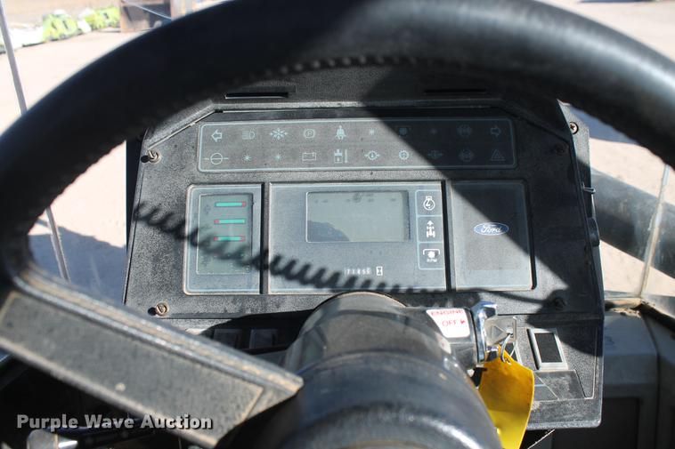 image for item BJ9829 1990 Ford 976 Versatile Designation 6 4WD tractor