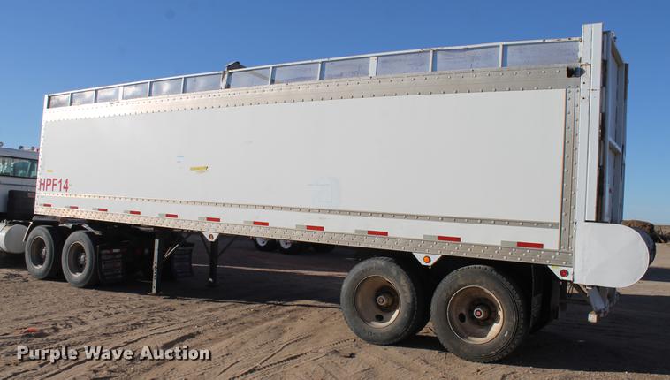 image for item BJ9832 2006 Aeroswint live bottom silage trailer