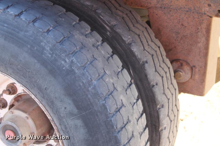 image for item BJ9832 2006 Aeroswint live bottom silage trailer