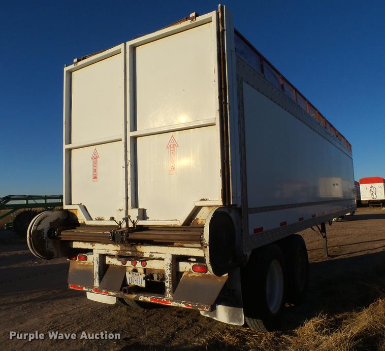 image for item BJ9833 2006 Aeroswint HPF15 live bottom silage trailer