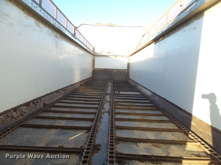 image for item BJ9833 2006 Aeroswint HPF15 live bottom silage trailer