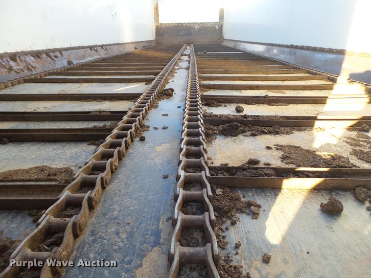 image for item BJ9833 2006 Aeroswint HPF15 live bottom silage trailer