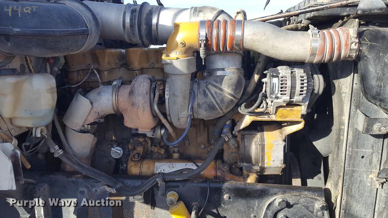 image for item BJ9834 1998 Peterbilt 378 semi truck