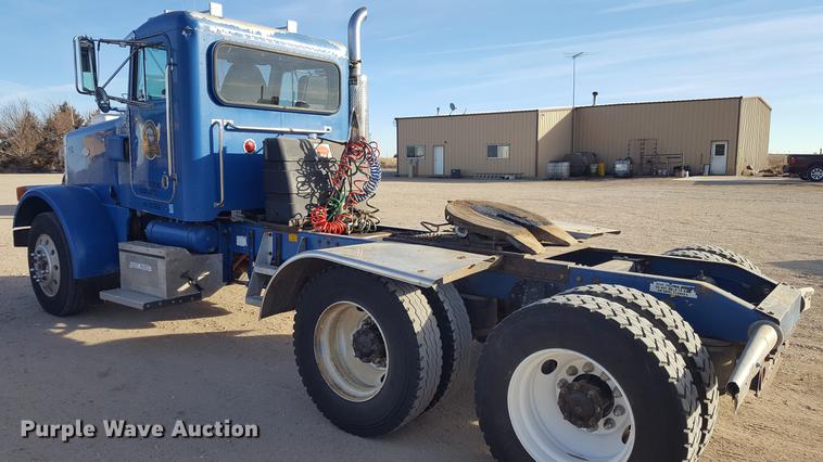 image for item BJ9835 1995 Peterbilt 378 semi truck