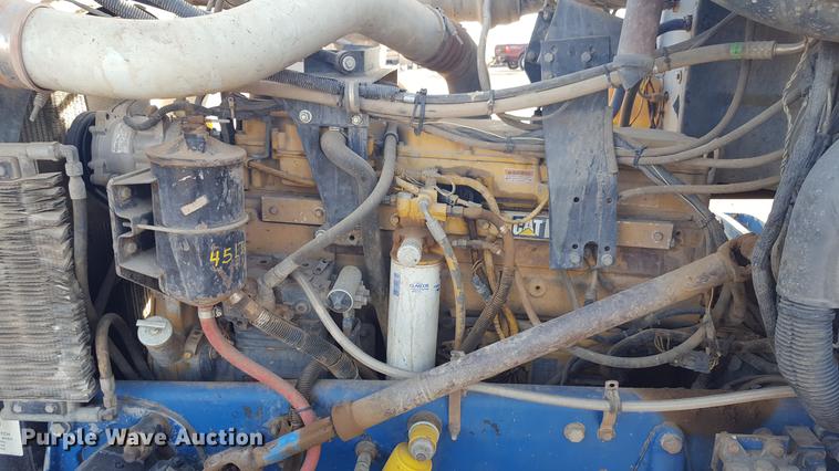 image for item BJ9835 1995 Peterbilt 378 semi truck