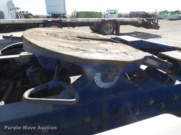 image for item BJ9837 2005 Peterbilt 378 semi truck