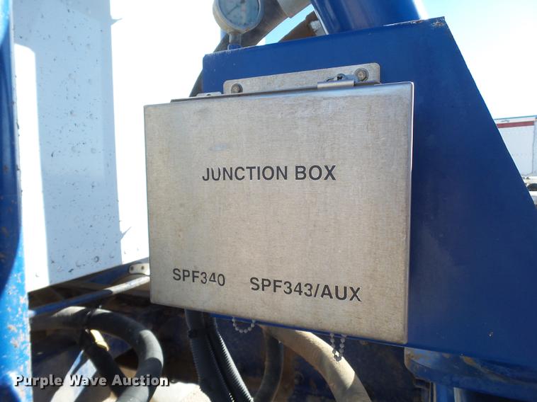 image for item BJ9837 2005 Peterbilt 378 semi truck