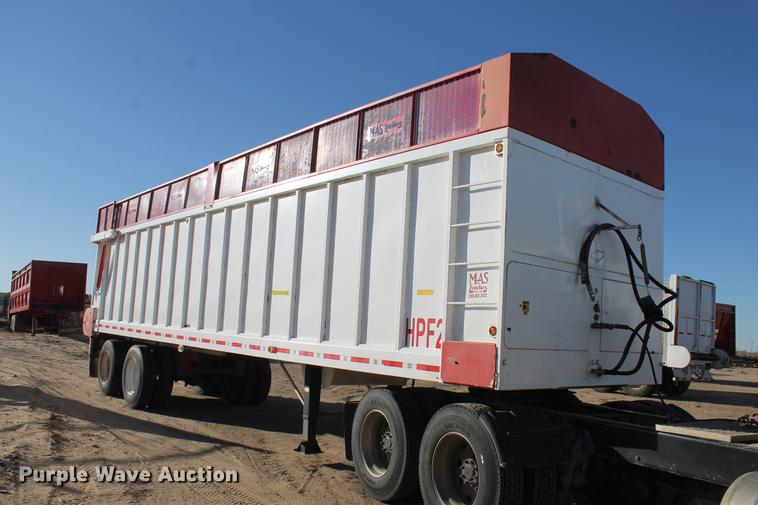 image for item BJ9840 2014 Mas live bottom silage trailer