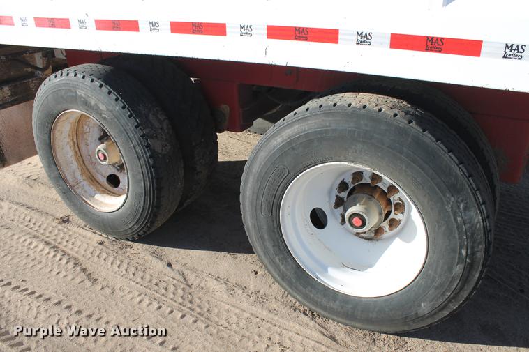 image for item BJ9840 2014 Mas live bottom silage trailer