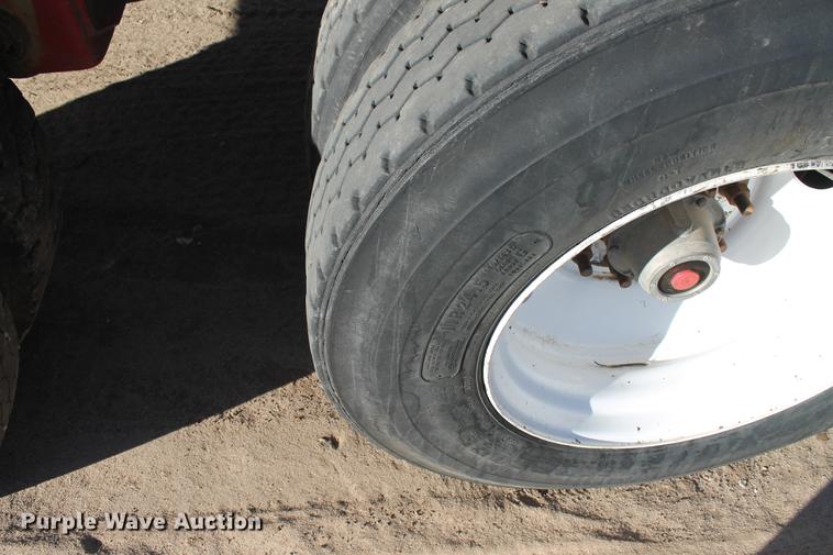 image for item BJ9840 2014 Mas live bottom silage trailer