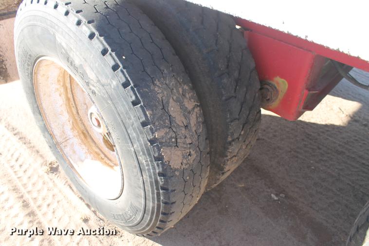image for item BJ9840 2014 Mas live bottom silage trailer