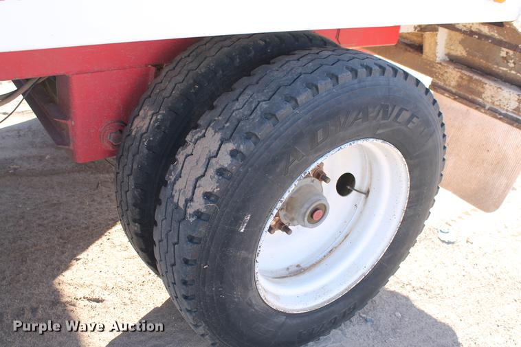 image for item BJ9840 2014 Mas live bottom silage trailer