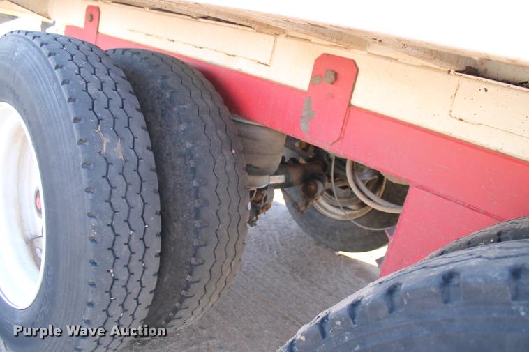 image for item BJ9840 2014 Mas live bottom silage trailer