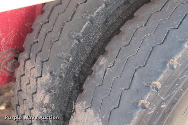 image for item BJ9841 2014 Mas live bottom silage trailer