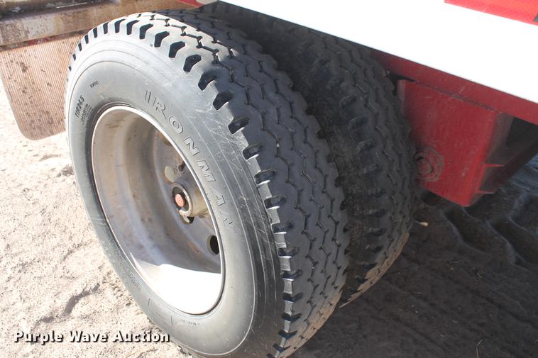 image for item BJ9841 2014 Mas live bottom silage trailer