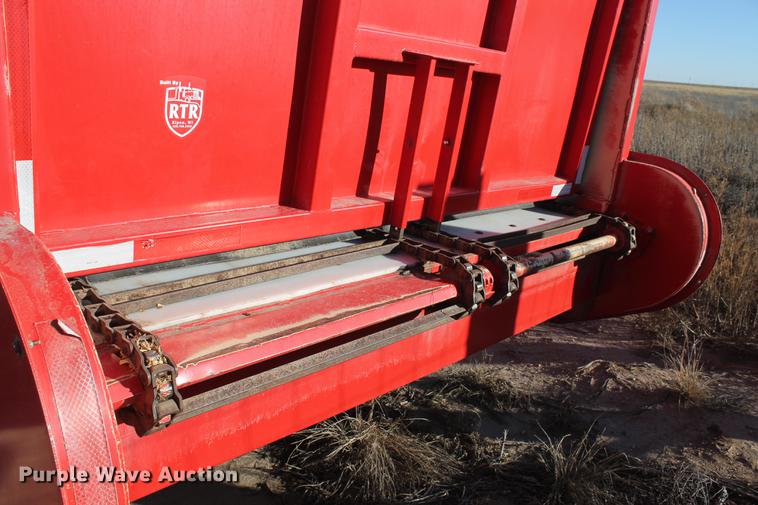 image for item BJ9842 2015 RTR Silage Master live bottom silage trailer