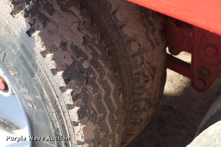 image for item BJ9842 2015 RTR Silage Master live bottom silage trailer