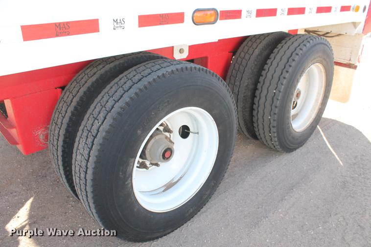 image for item BJ9843 2016 Mas live bottom silage trailer