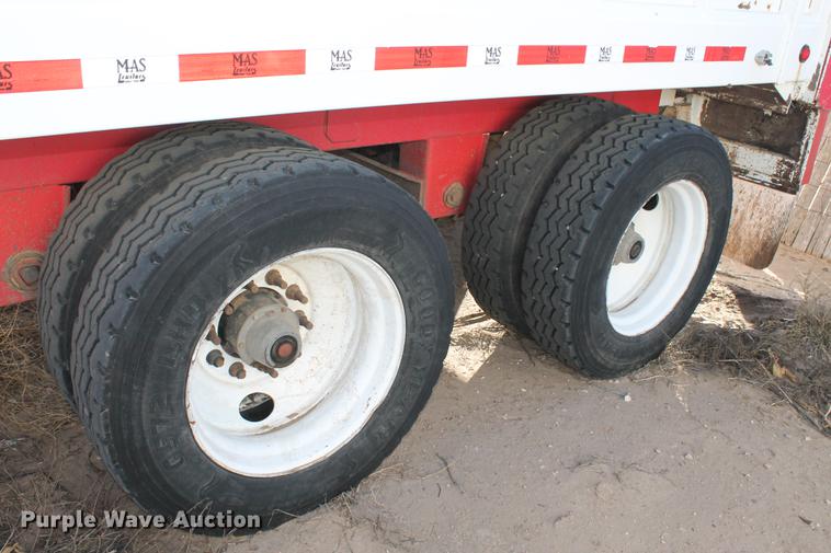 image for item BJ9844 2014 Mas HPF3 live bottom silage trailer