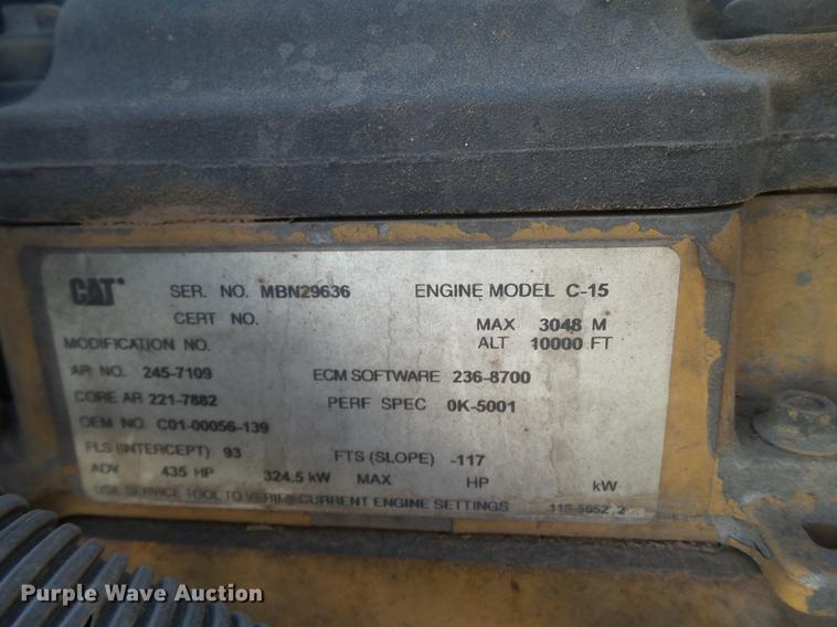 image for item BJ9845 2004 Western Star 4900 semi truck