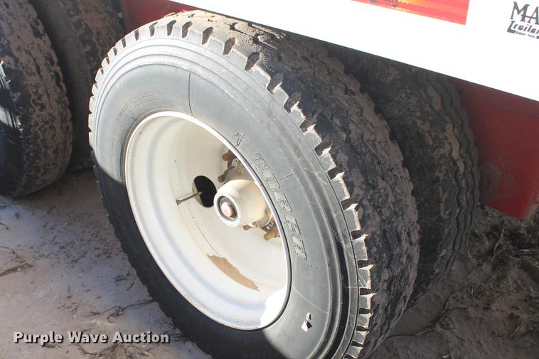 image for item BJ9846 2014 Mas live bottom silage trailer