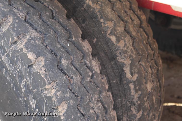 image for item BJ9846 2014 Mas live bottom silage trailer