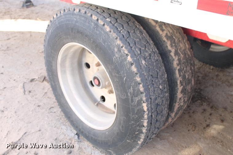 image for item BJ9846 2014 Mas live bottom silage trailer