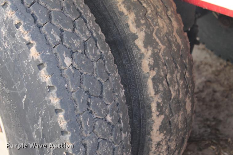 image for item BJ9846 2014 Mas live bottom silage trailer