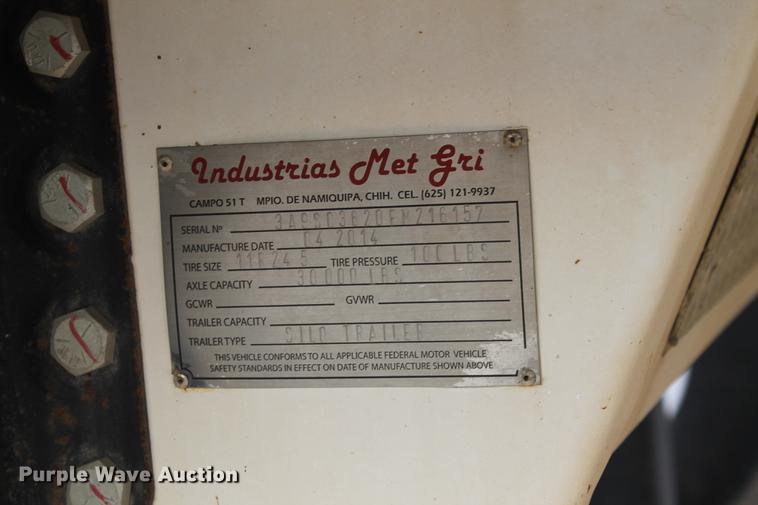 image for item BJ9846 2014 Mas live bottom silage trailer