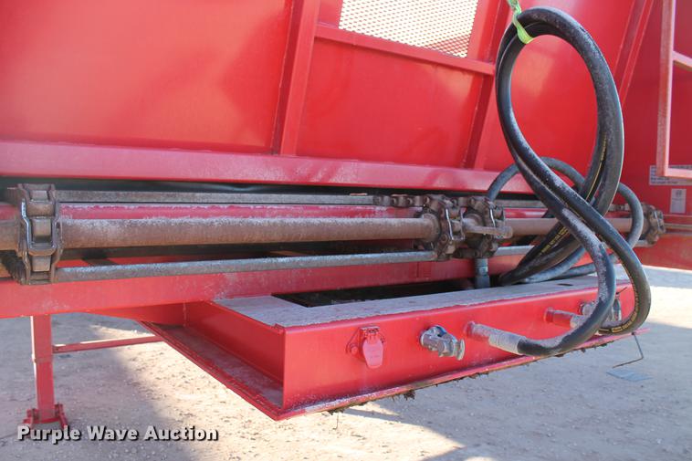 image for item BJ9847 2015 RTR Silage Master live bottom silage trailer