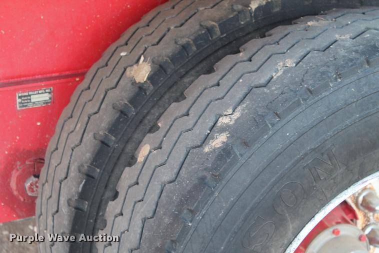 image for item BJ9847 2015 RTR Silage Master live bottom silage trailer