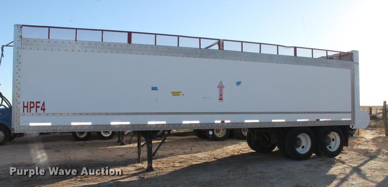 image for item BJ9848 2007 Aeroswint live bottom silage trailer