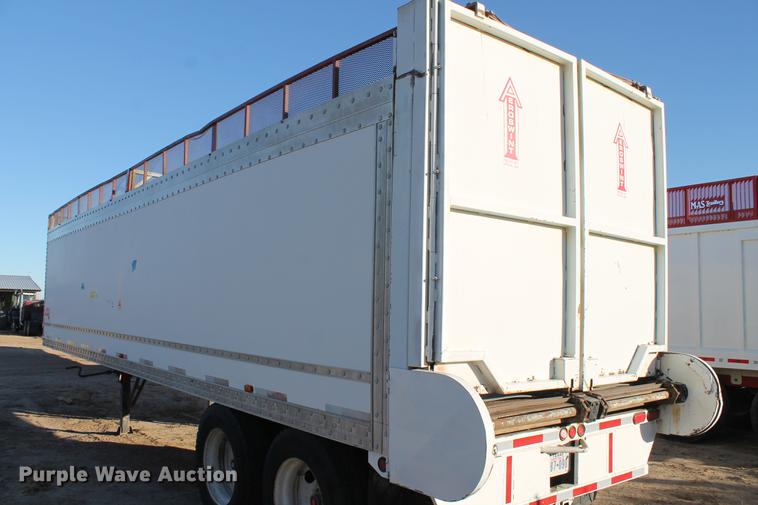 image for item BJ9848 2007 Aeroswint live bottom silage trailer