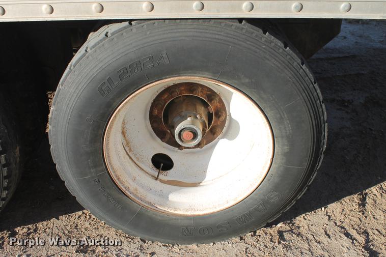 image for item BJ9848 2007 Aeroswint live bottom silage trailer